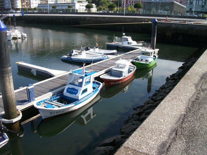 Petits bateaux de pêche ds le port de Viveiro